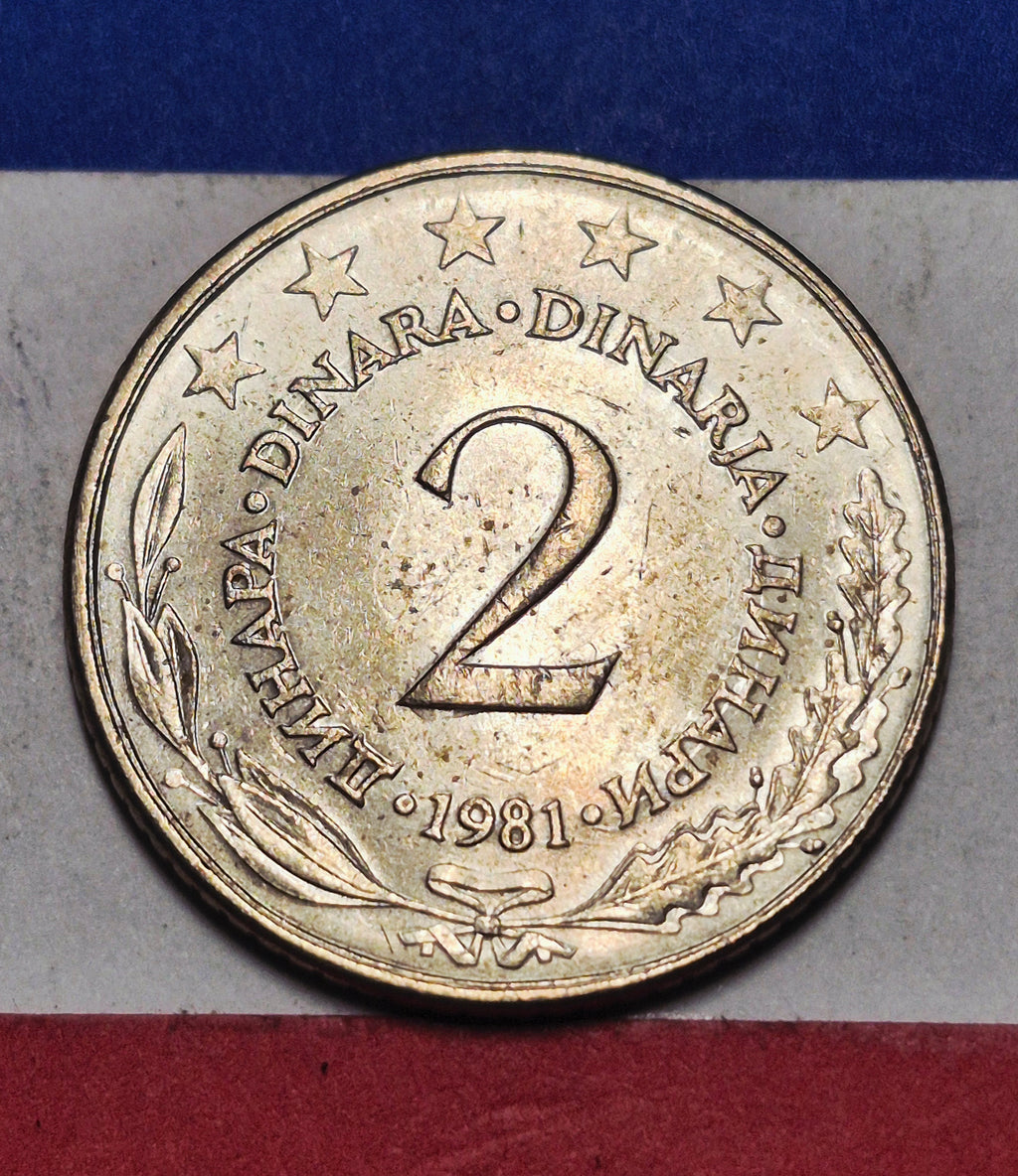 1981 Yugoslavia 2 Dinara — Cold War — SFR Emblem / Multilingual — F+ to VF
