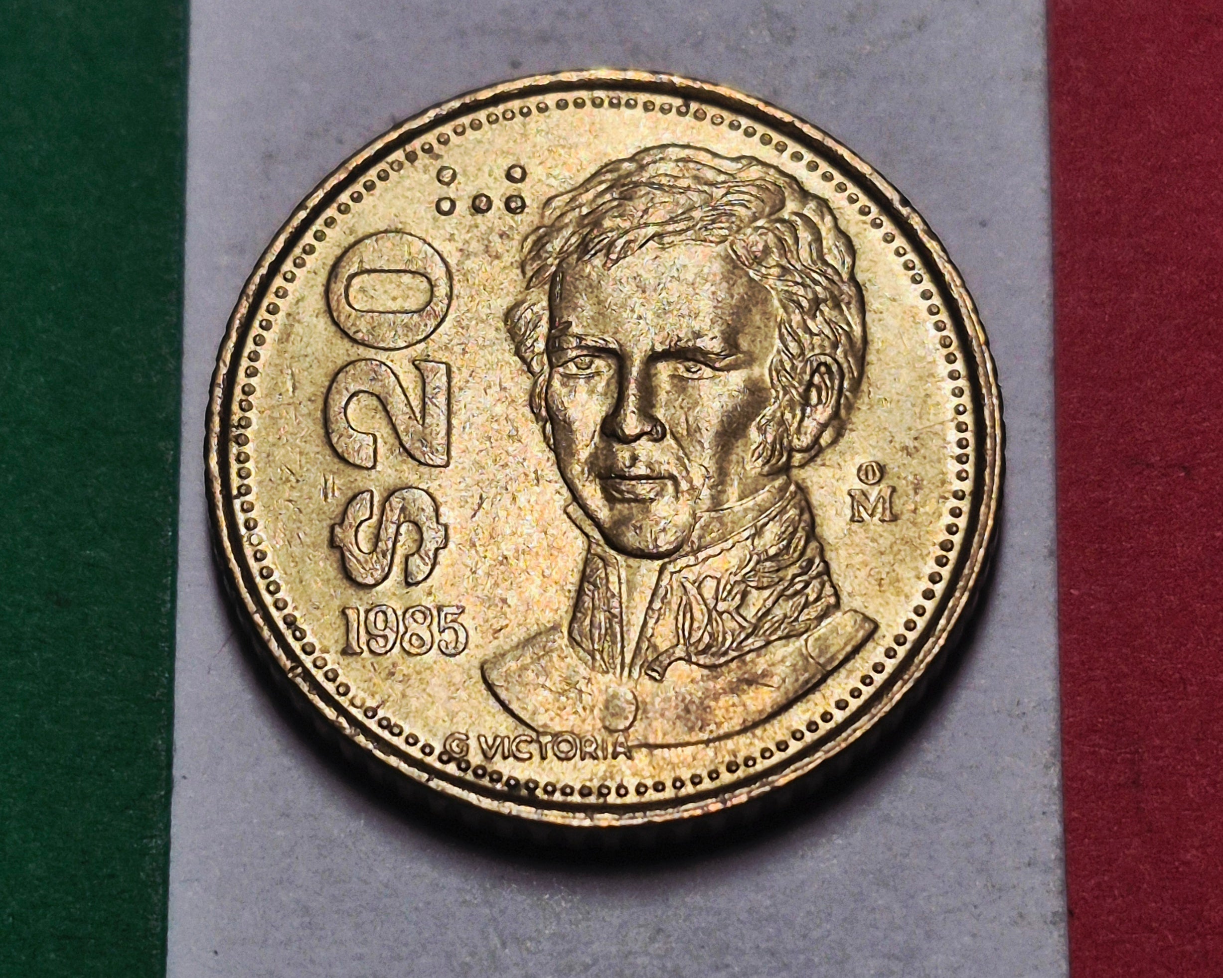 1985 Mexico 20 Pesos — Cold War — Guadalupe Victoria / Eagle and Serpent — F to VF