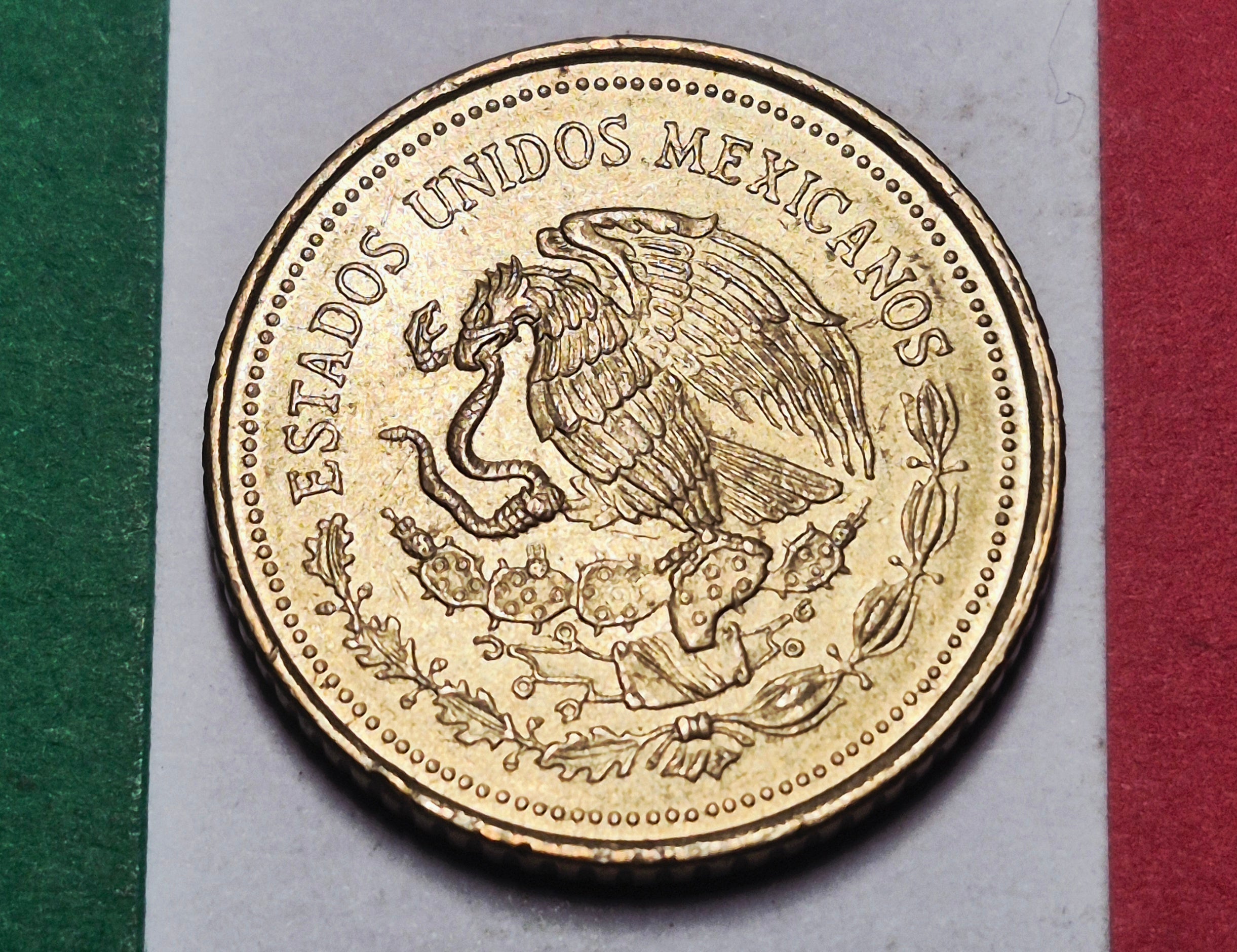 1985 Mexico 20 Pesos — Cold War — Guadalupe Victoria / Eagle and Serpent — F to VF