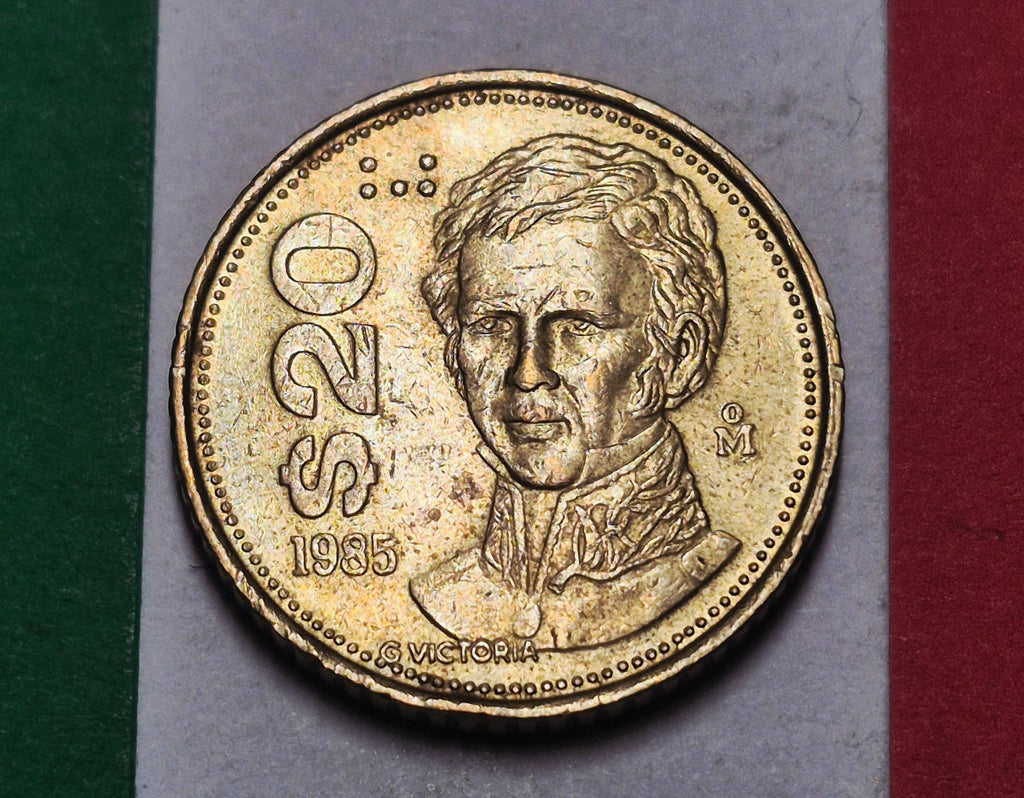1985 Mexico 20 Pesos — Cold War — Guadalupe Victoria / Eagle and Serpent — F to VF