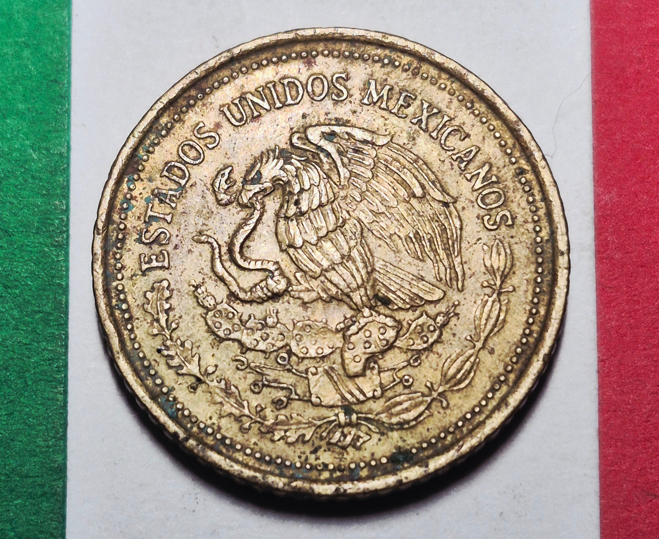 1985 Mexico 20 Pesos — Cold War — Guadalupe Victoria / Eagle and Serpent — F to VF