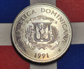 1991 Dominican Republic 25 Centavos — Cold War — Ox Cart / National Arms — EF+ to AU