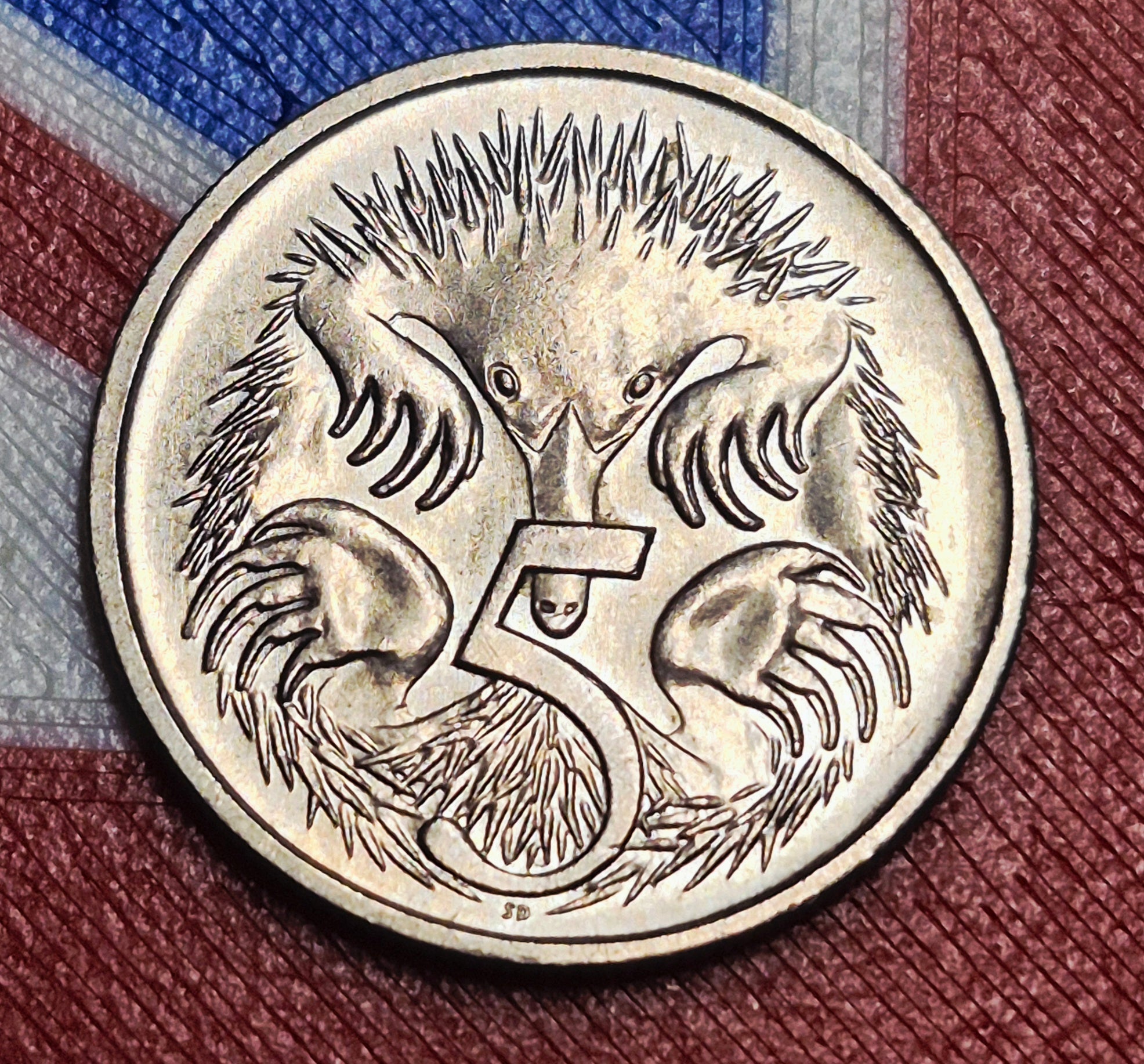 1991 Australia 5 Cents — Elizabeth II / Short-Beaked Echidna — Stuart Devlin Design — EF to AU