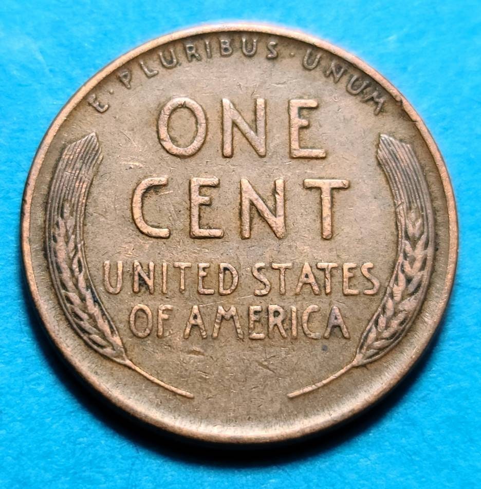 1939 United States Wheat Penny (P) — WWII Era / Lincoln — Wheat Reverse — Very Good to Very Fine