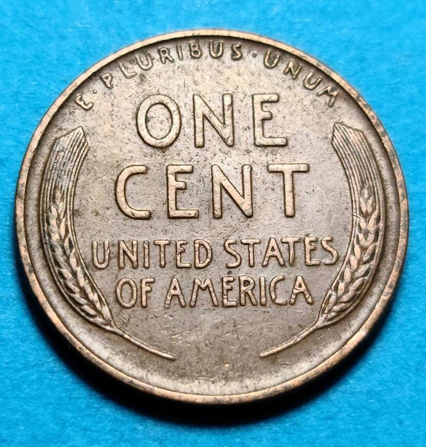 1939 United States Wheat Penny (P) — WWII Era / Lincoln — Wheat Reverse — Very Good to Very Fine