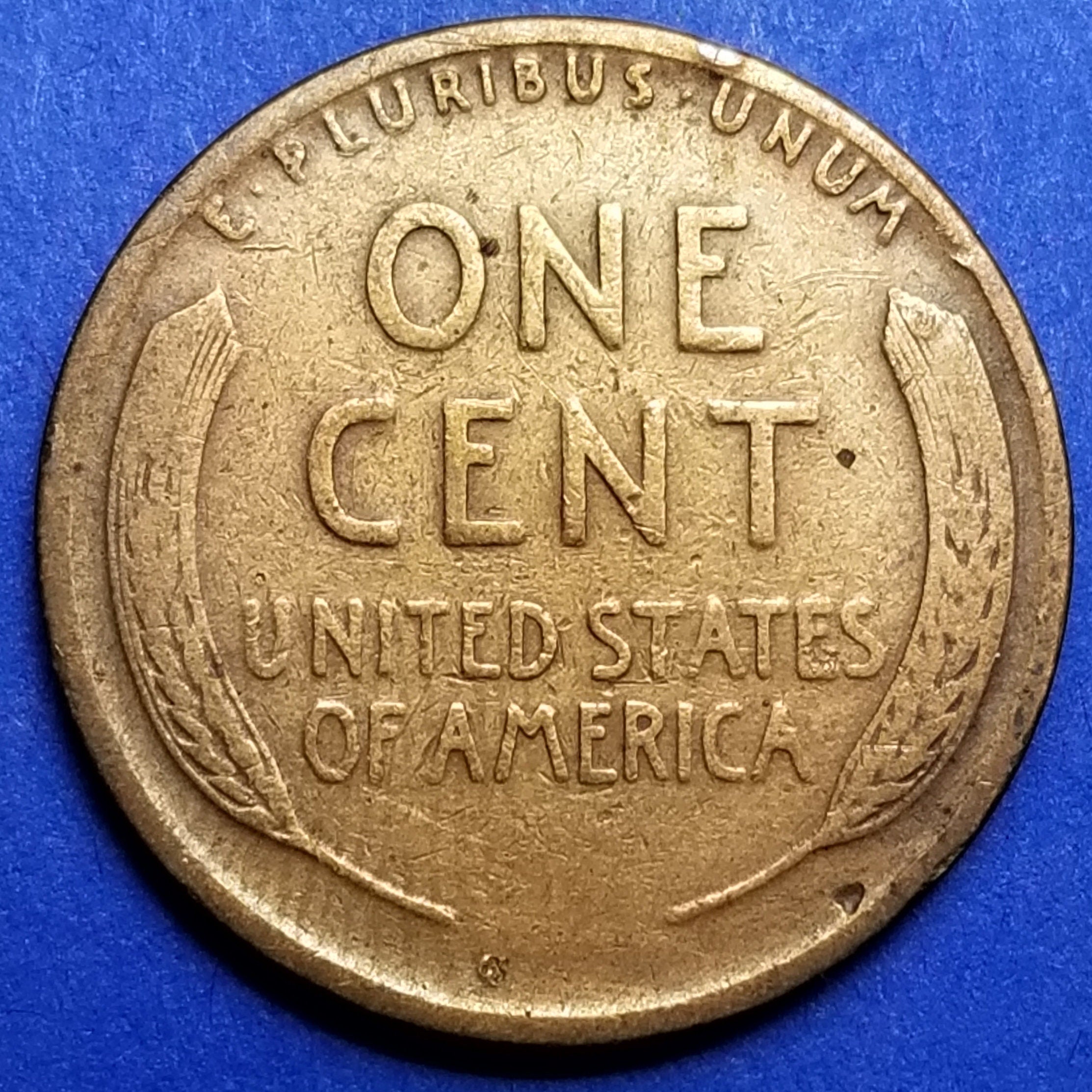 1928 United States Wheat Penny (P) — Interwar Era / Lincoln — Wheat Reverse — Very Good to Fine+ | WadesCoinShop